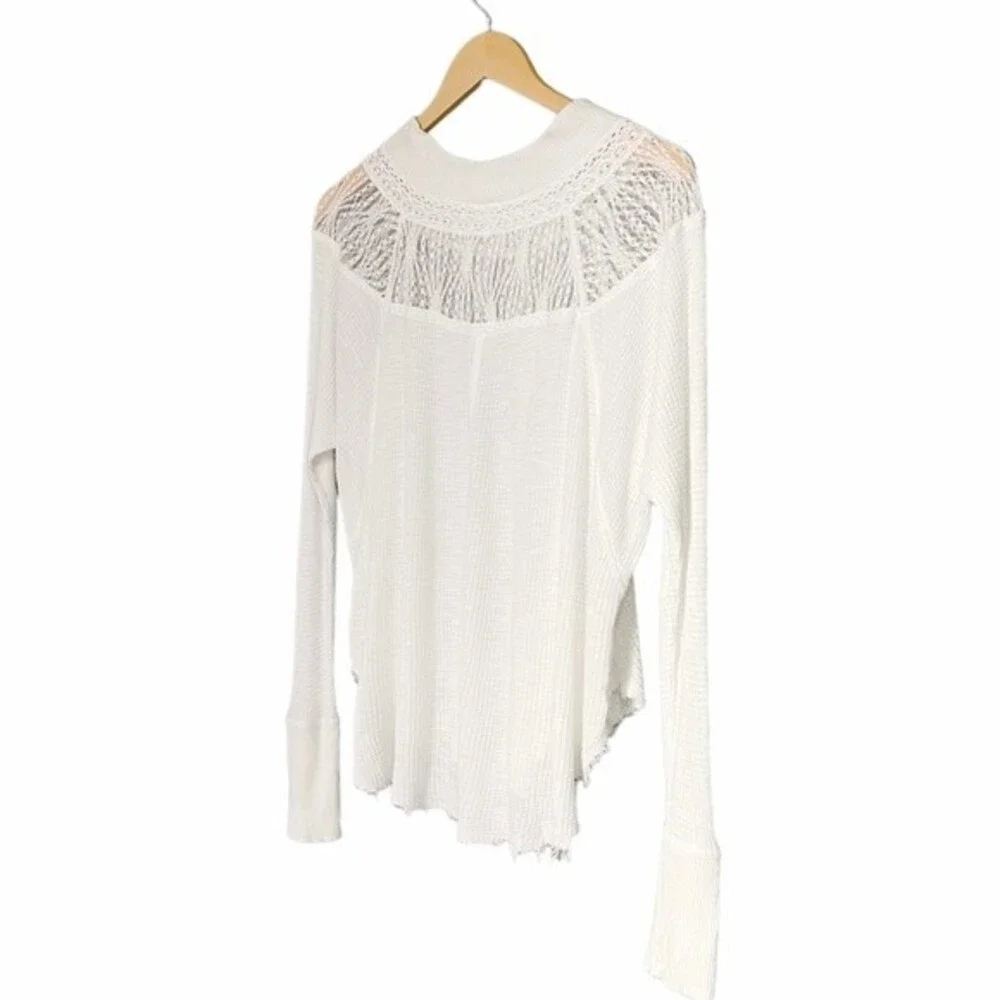 Free People Spring Valley Thermal Tee Lace Inset Oversized Raw Hem Size Small